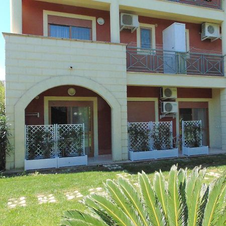 Casa Vacanze Oasi Felicita Нова-Сири-Марина Экстерьер фото
