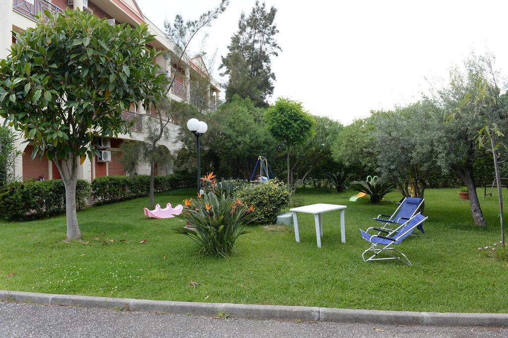 Casa Vacanze Oasi Felicita Нова-Сири-Марина Экстерьер фото