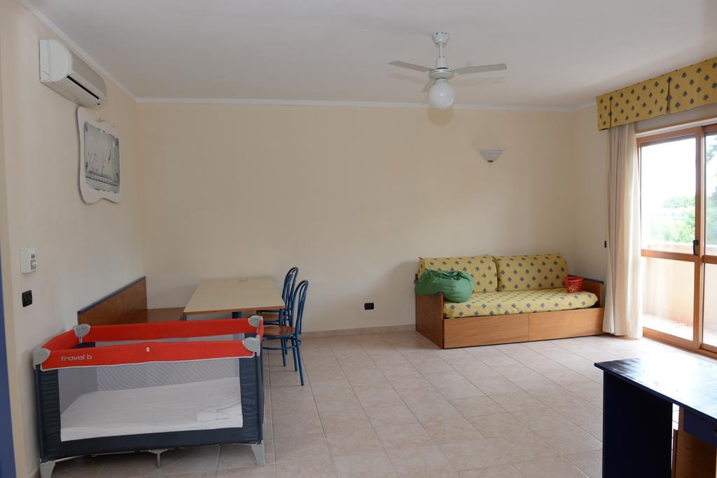 Casa Vacanze Oasi Felicita Нова-Сири-Марина Экстерьер фото